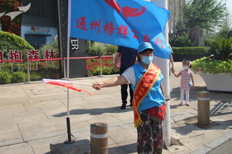 <strong>日屄视频小黄片</strong>